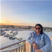 Me defino como un maestro de matemáticas y química, apto para preparar niños y jóvenes de todas las edades.